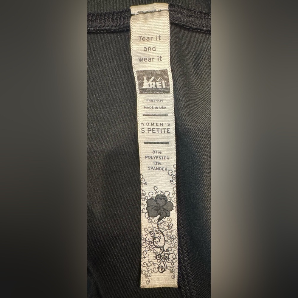 REI Women’s Yoga Pants Black Size Small Petite Pull On Straight Stretch - Picture 5 of 8